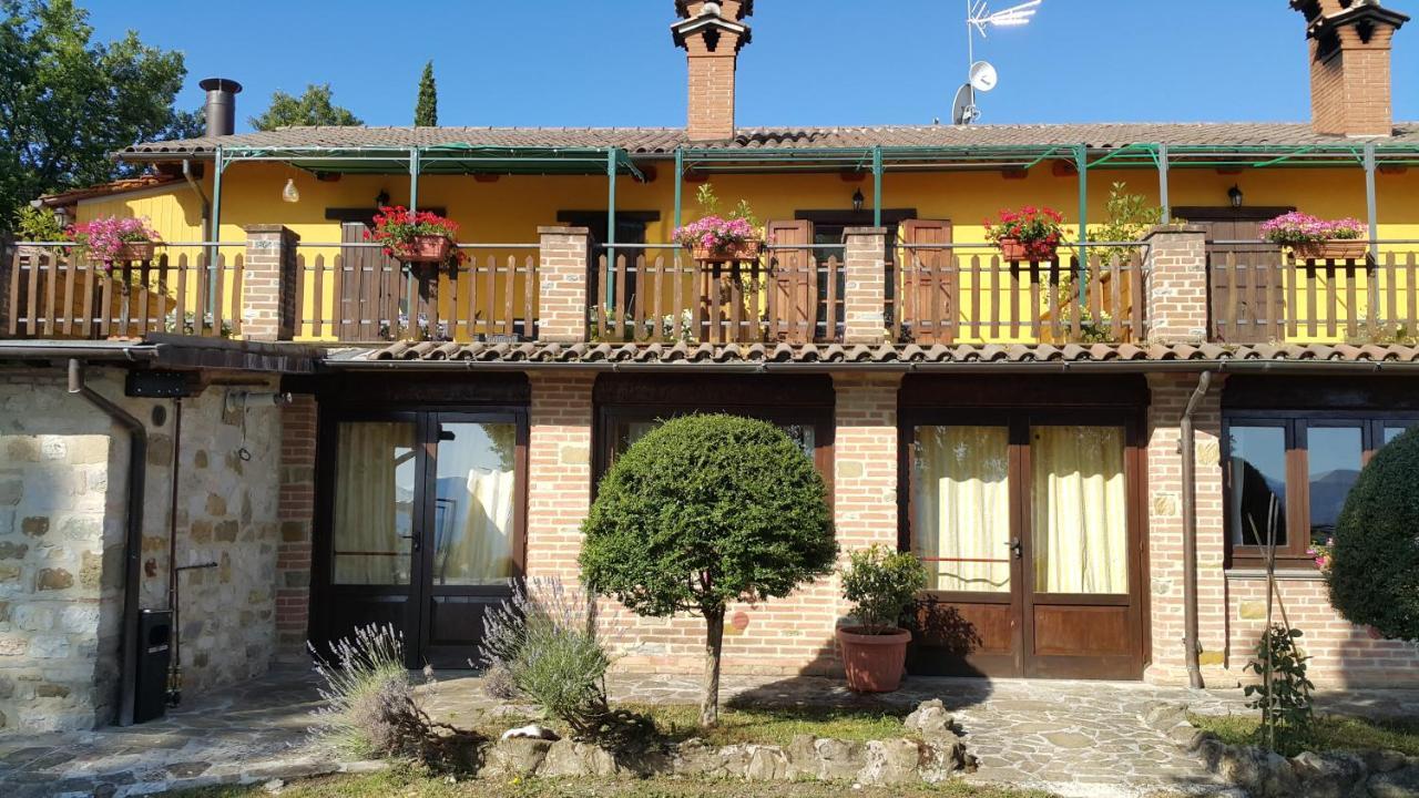Agriturismo Countryhouse Le Giare Gubbio Luaran gambar