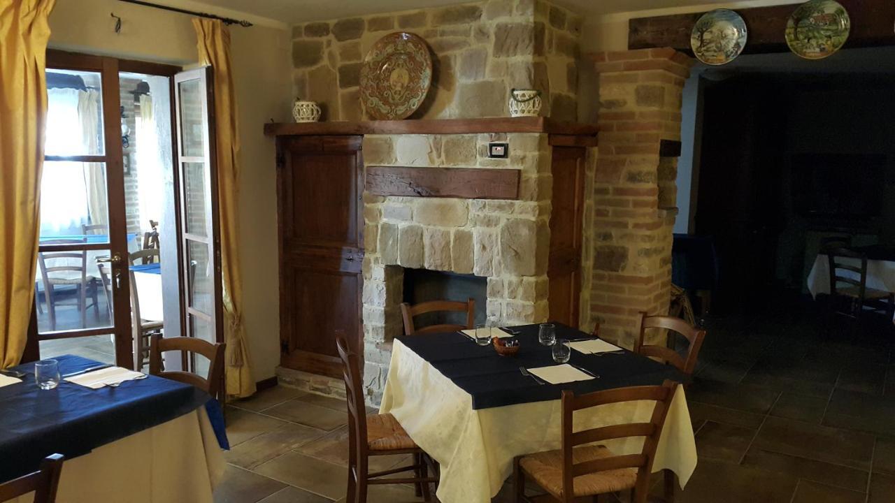 Agriturismo Countryhouse Le Giare Gubbio Luaran gambar