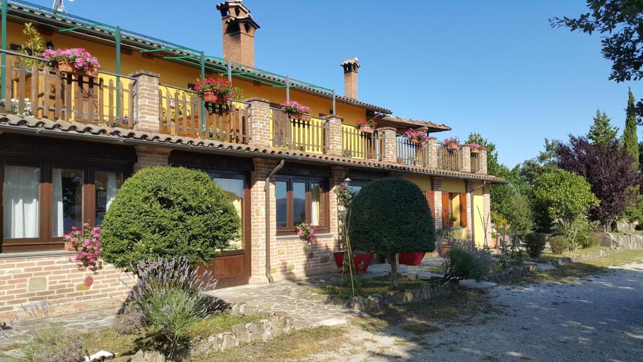 Agriturismo Countryhouse Le Giare Gubbio Luaran gambar
